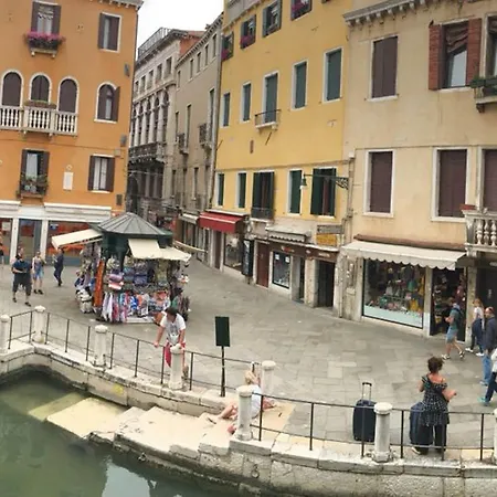 Maddalena Affittacamere