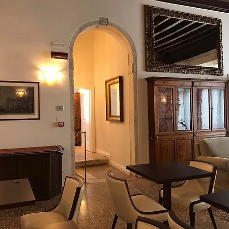 Guest house Maddalena 2*