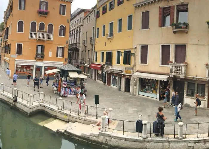 Maddalena Πανσιόν